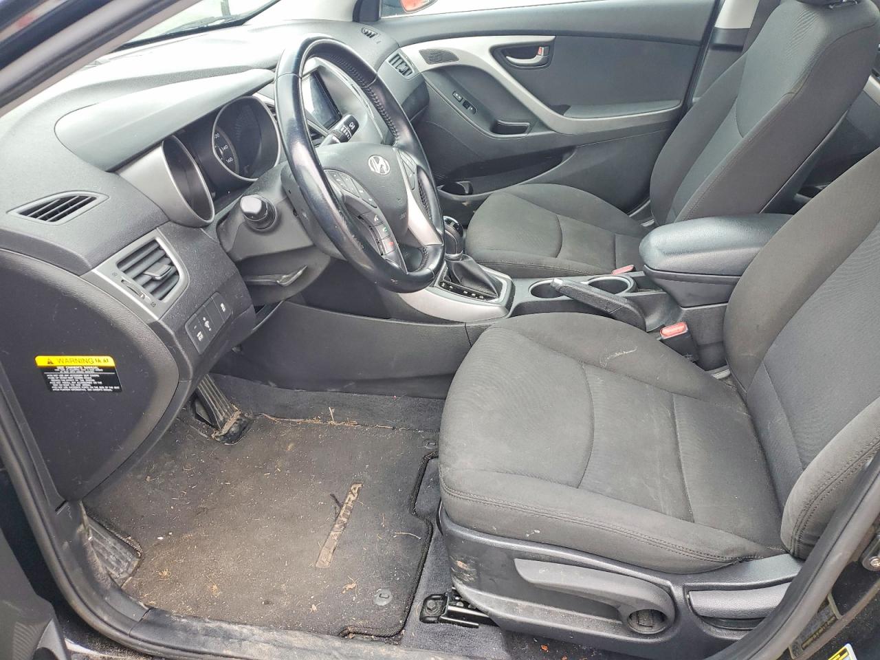 Hyundai ELANTRA