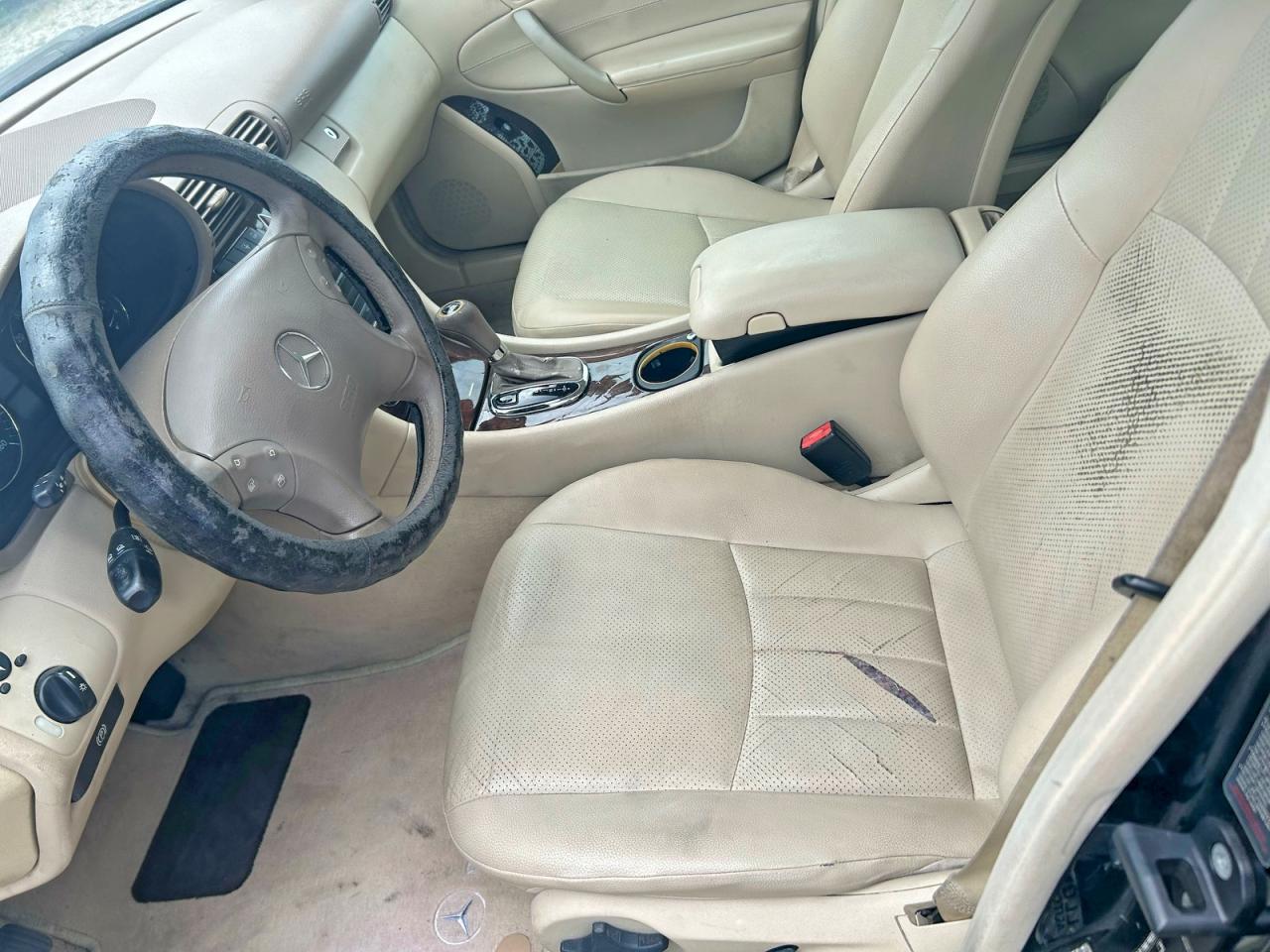 Mercedes-Benz C-Class 240