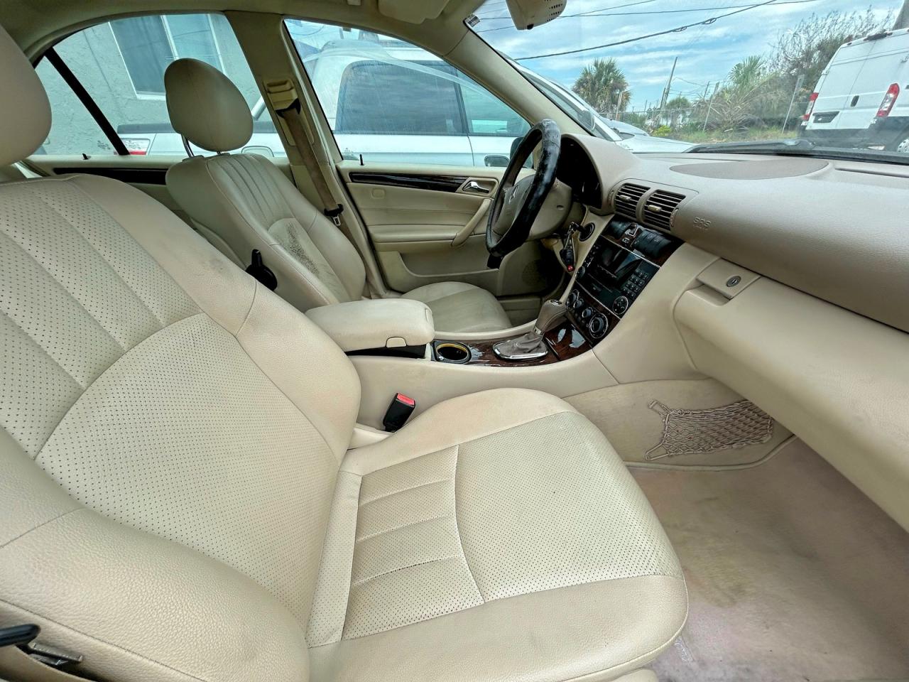 Mercedes-Benz C-Class 240