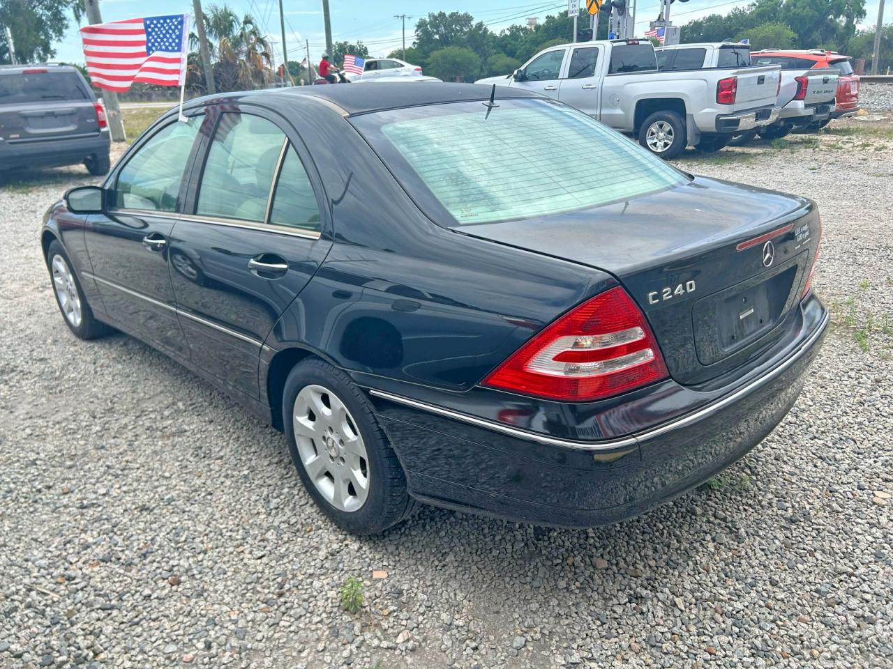 Mercedes-Benz C-Class 240