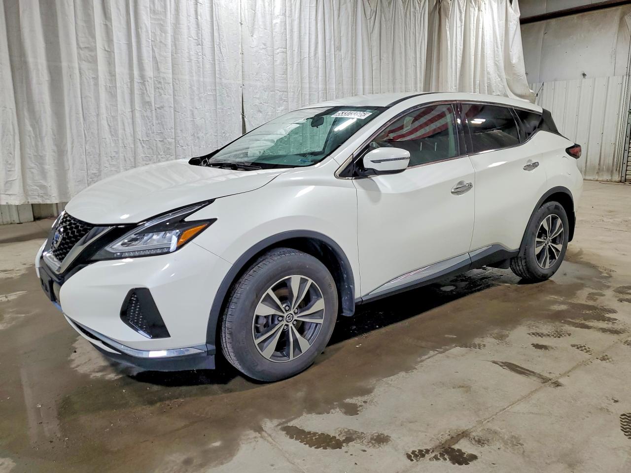 Salvage Nissan Murano Image