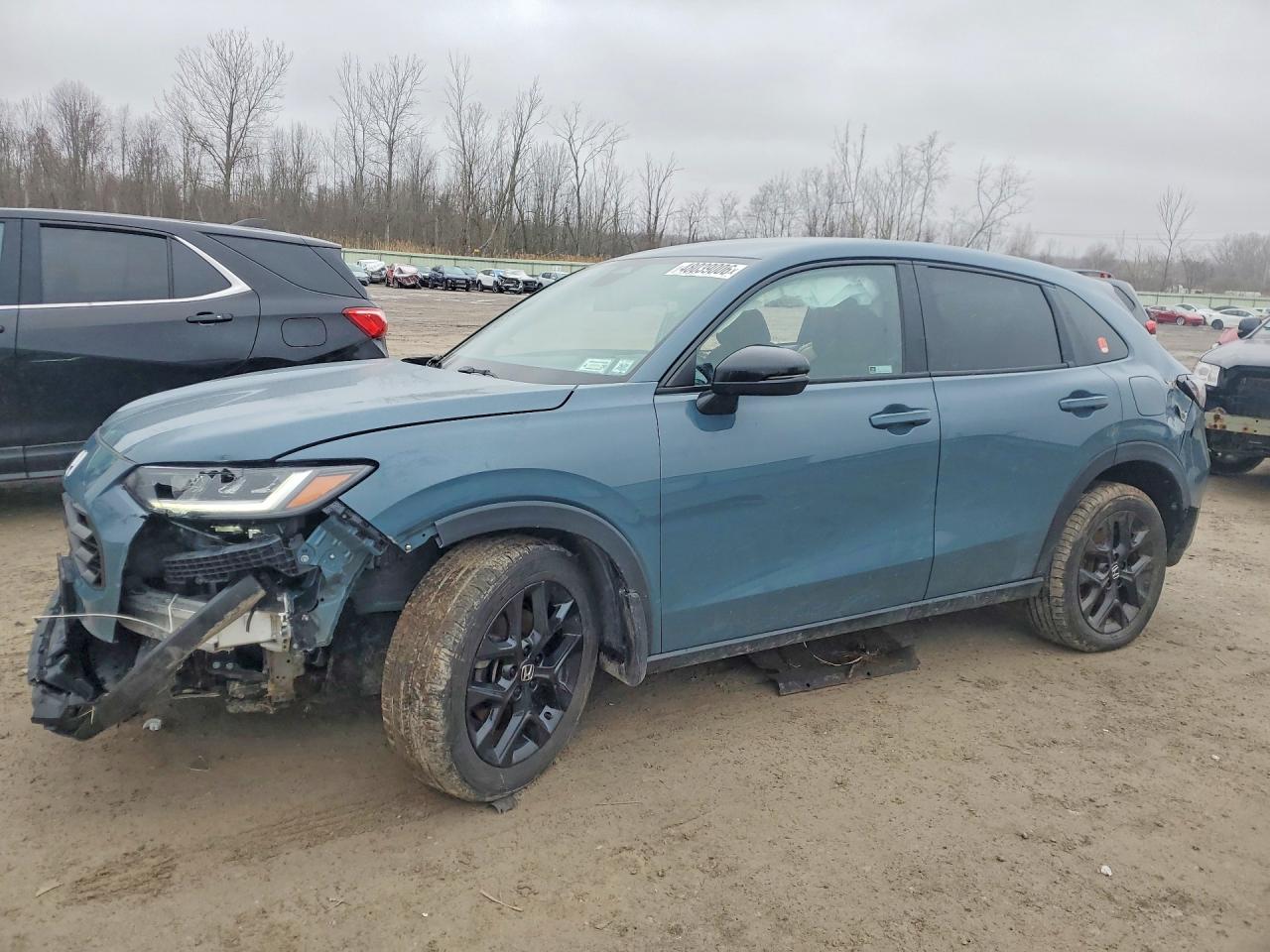 Salvage Honda HR-V Image