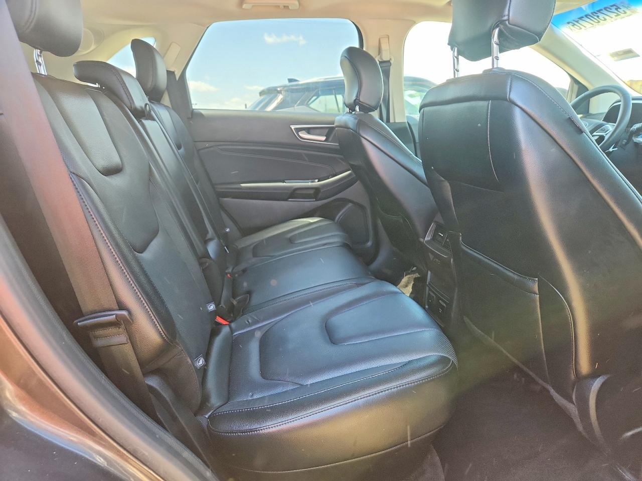 Ford Edge Titanium