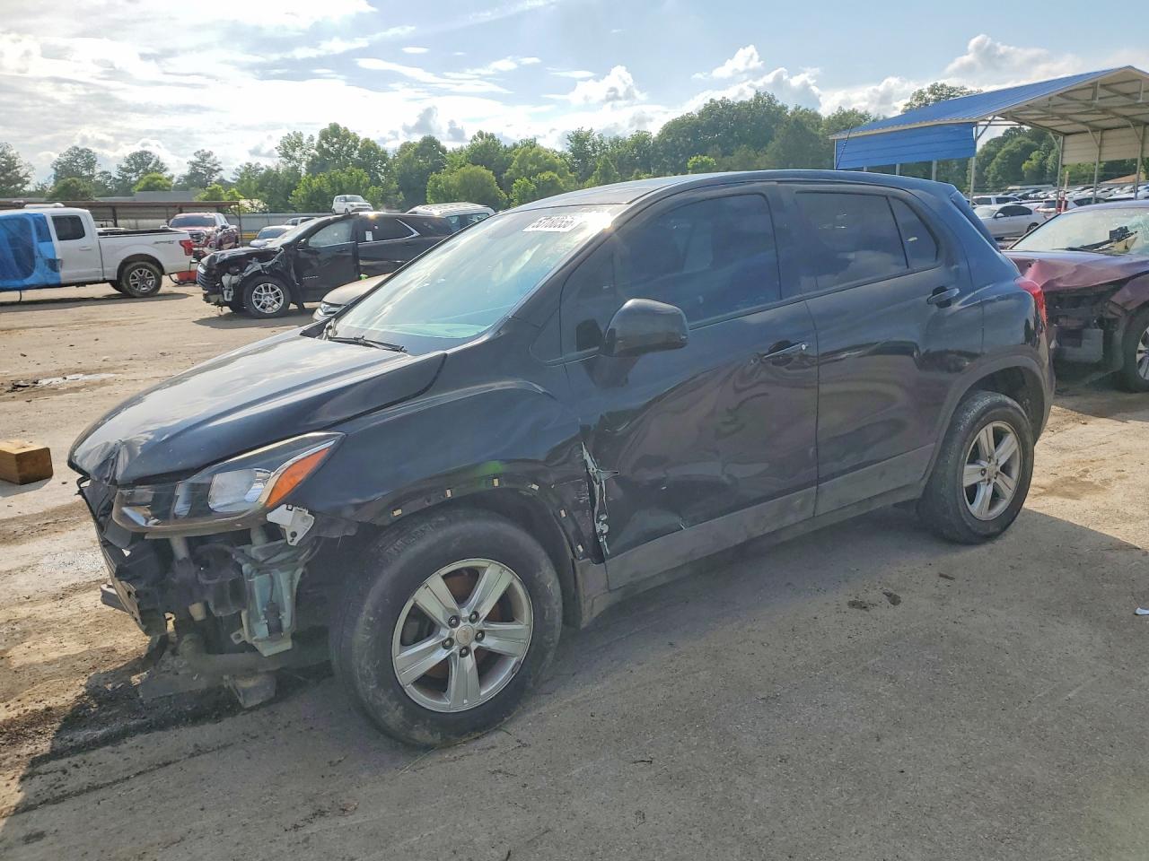 Salvage Chevrolet Trax Image