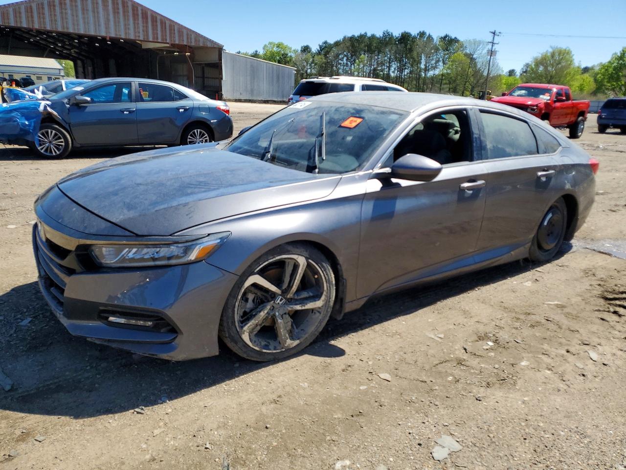 Salvage Honda Accord Image