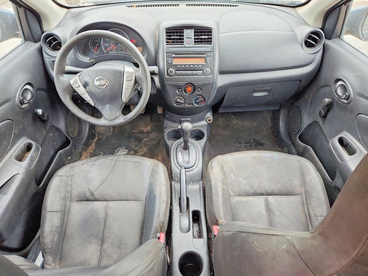 Nissan Versa 1.6 S Plus