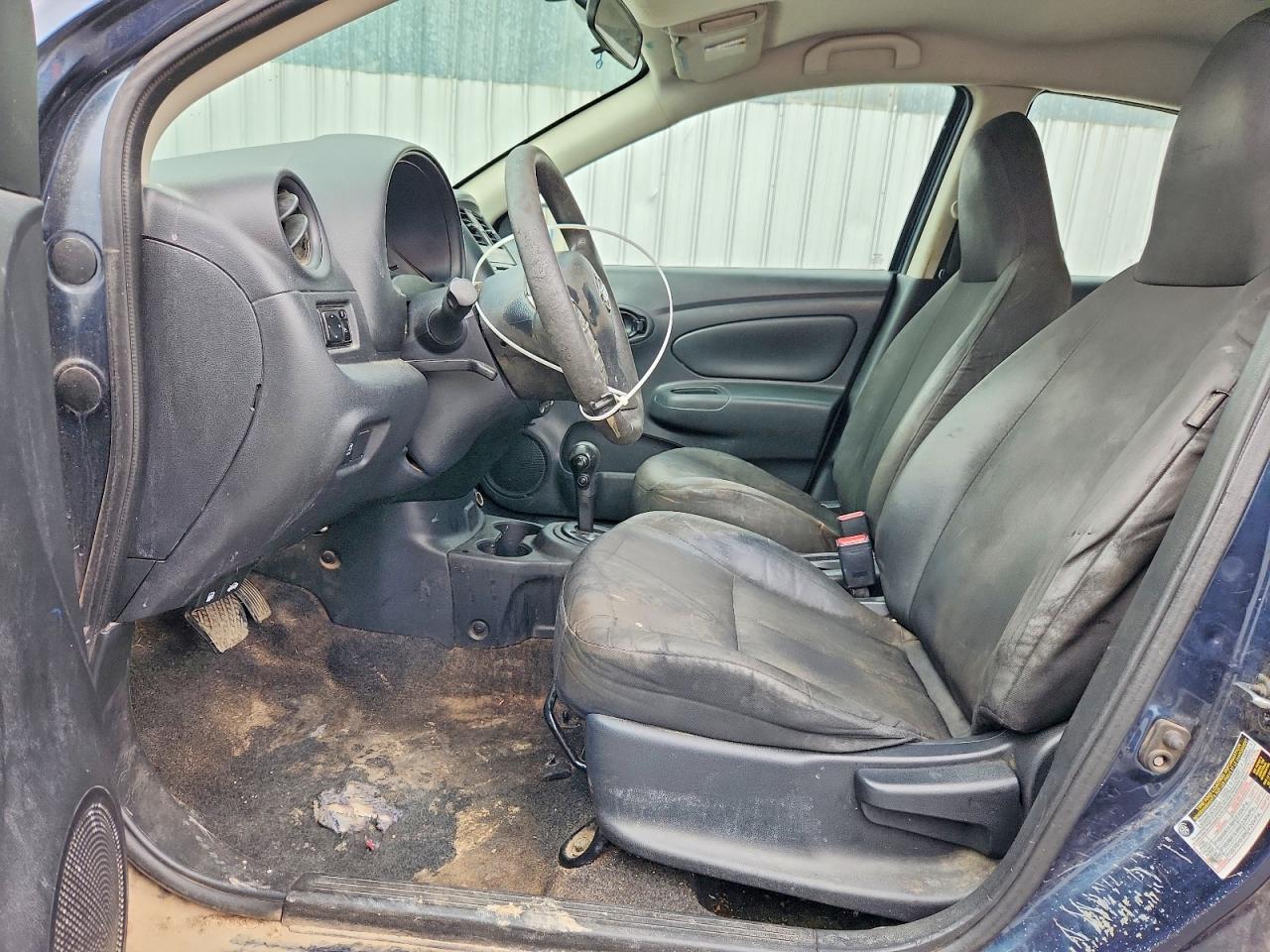Nissan Versa 1.6 S Plus