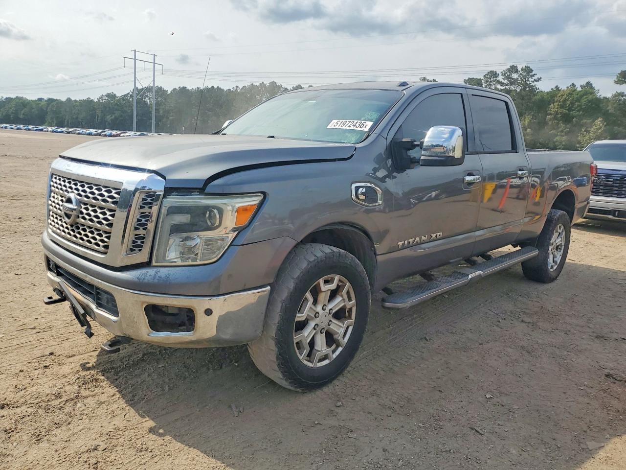 Salvage Nissan Titan Image