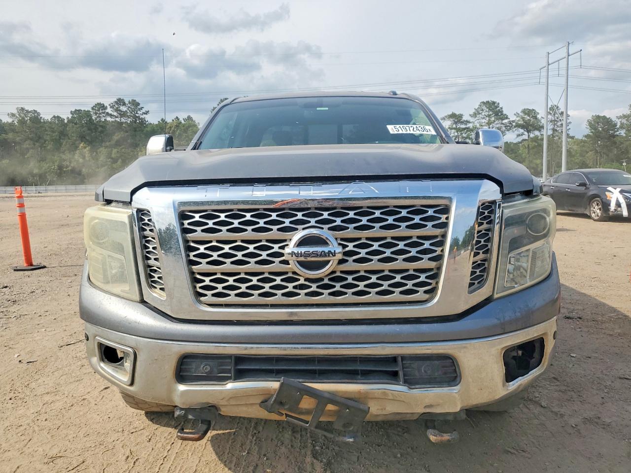 Nissan Titan Sl