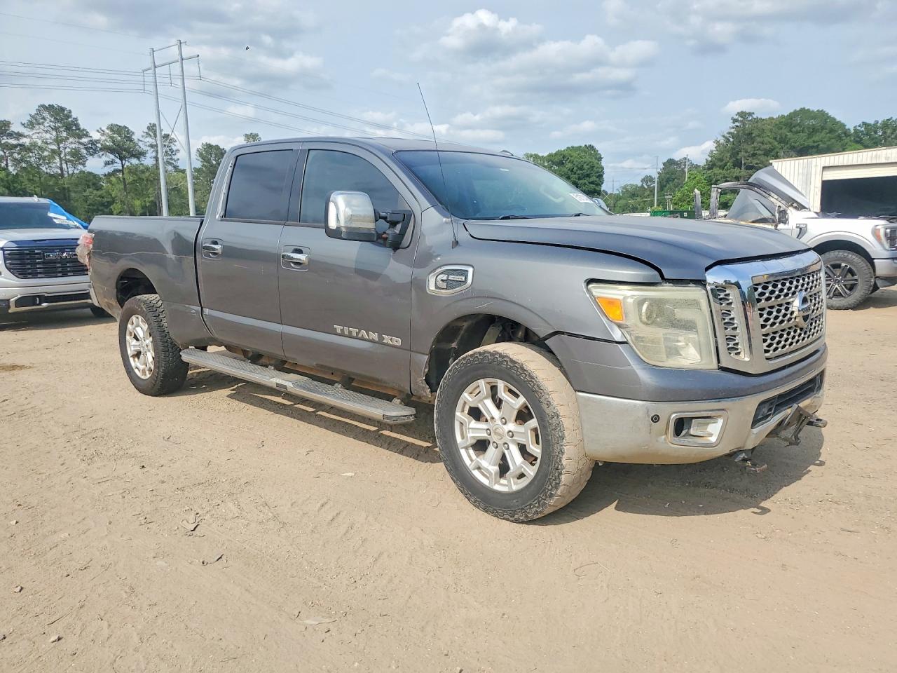 Nissan Titan Sl