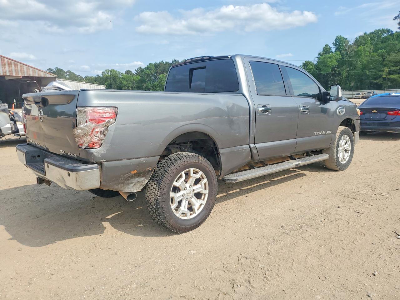 Nissan Titan Sl