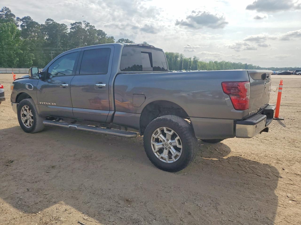 Nissan Titan Sl
