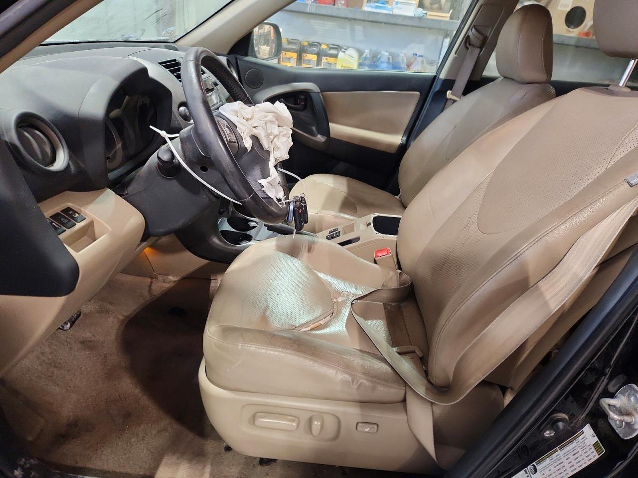 Toyota RAV4 Limited