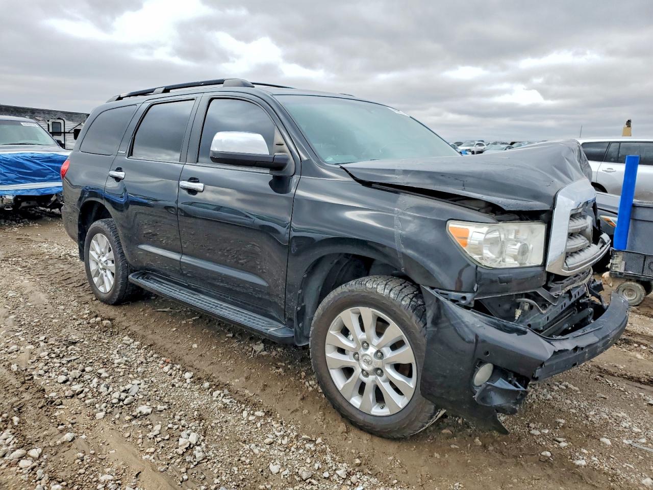 Salvage Toyota Sequoia Image