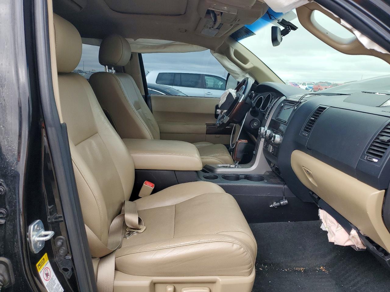 Toyota Sequoia Platinum