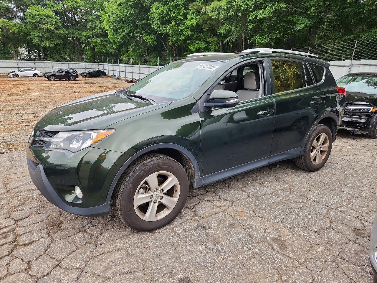 Salvage Toyota RAV4 Image