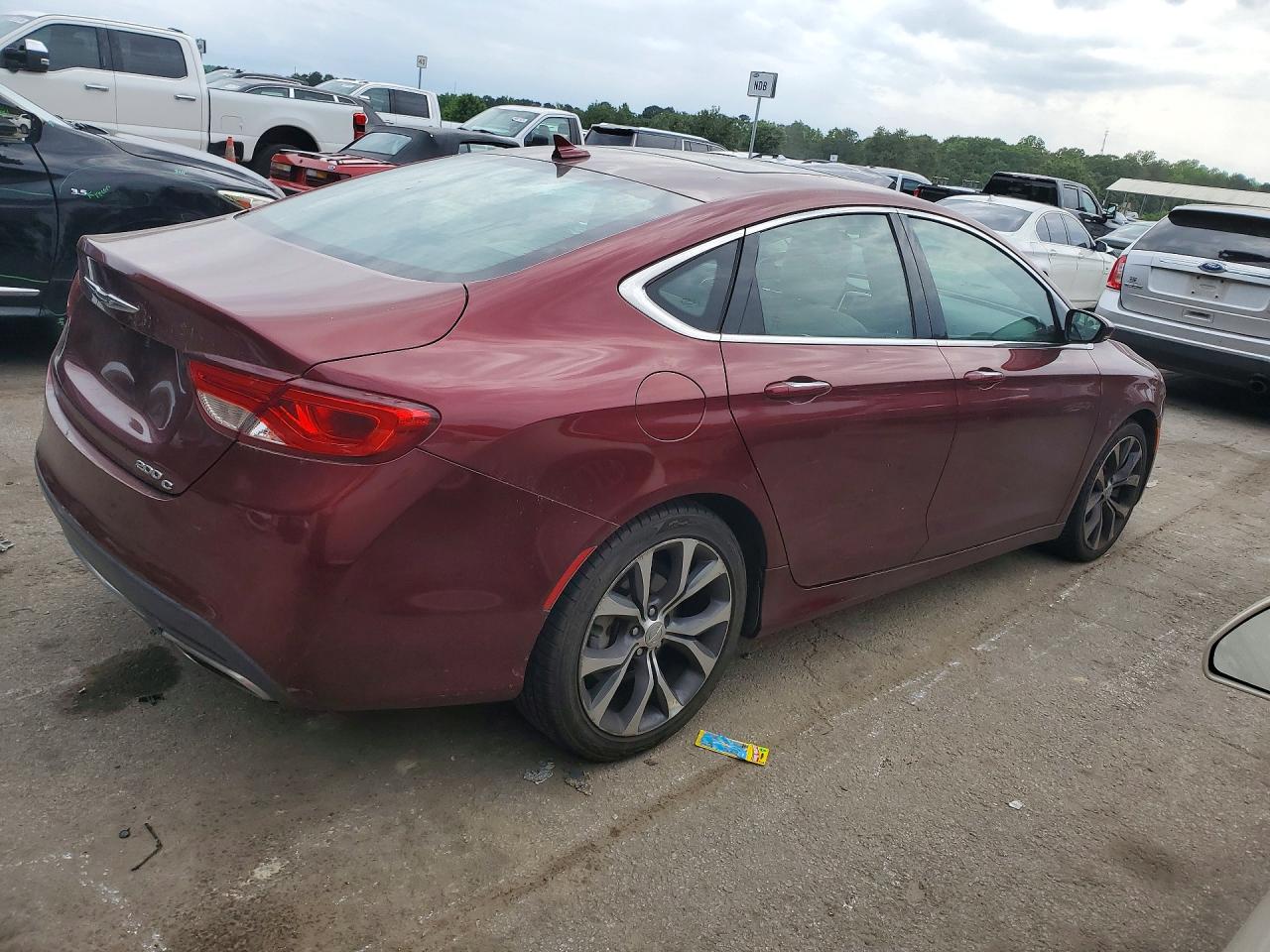Chrysler 200 C