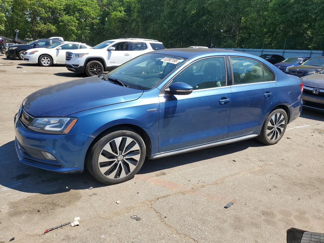 Salvage Volkswagen Jetta Image