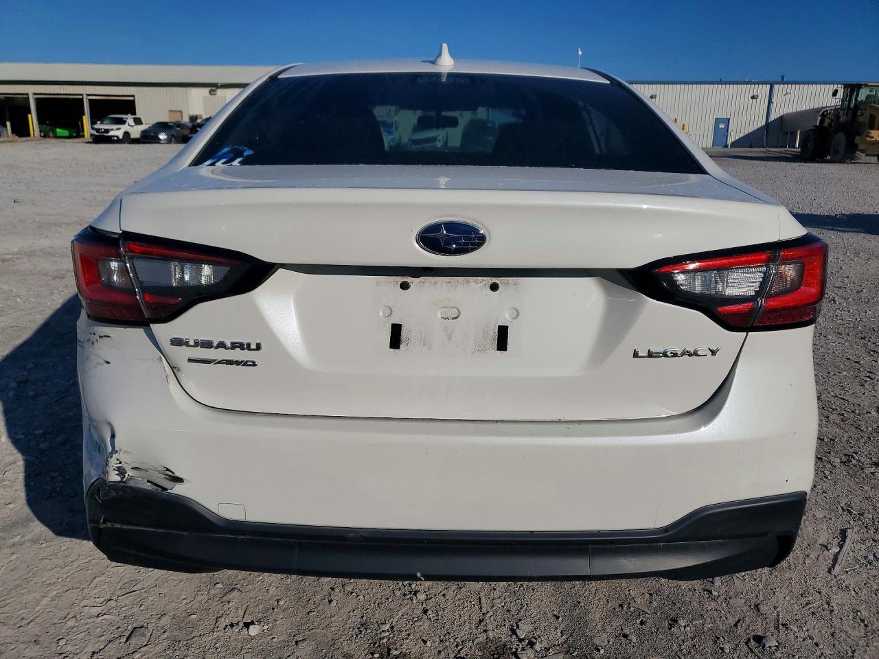 Subaru Legacy Premium