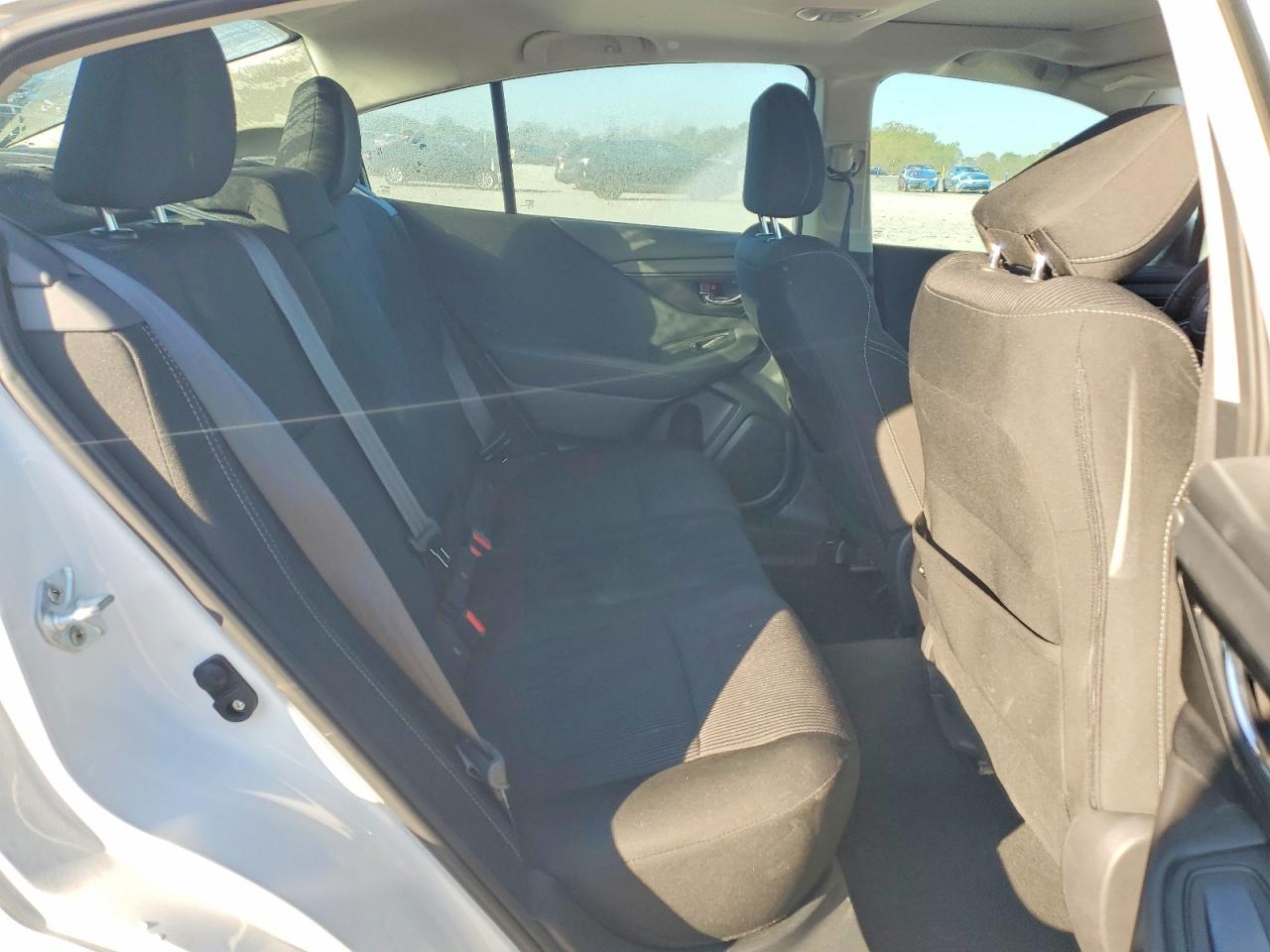 Subaru Legacy Premium