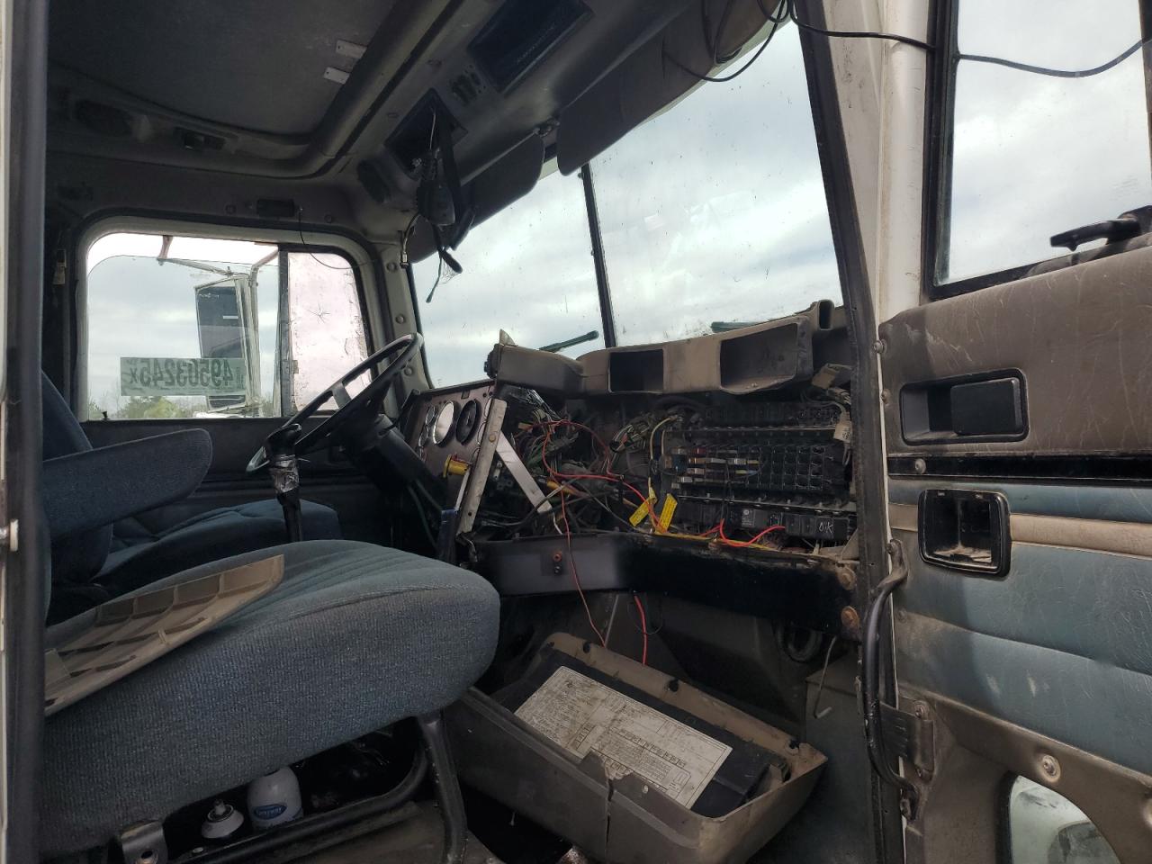 International 9200