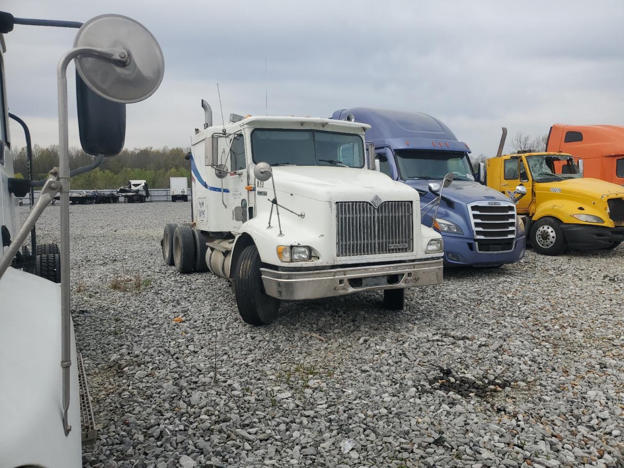 Salvage International 9200 Image