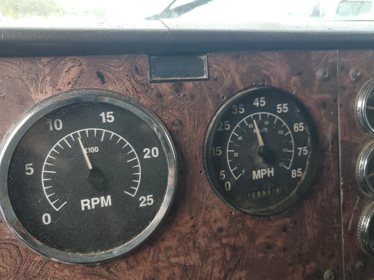 International 9200