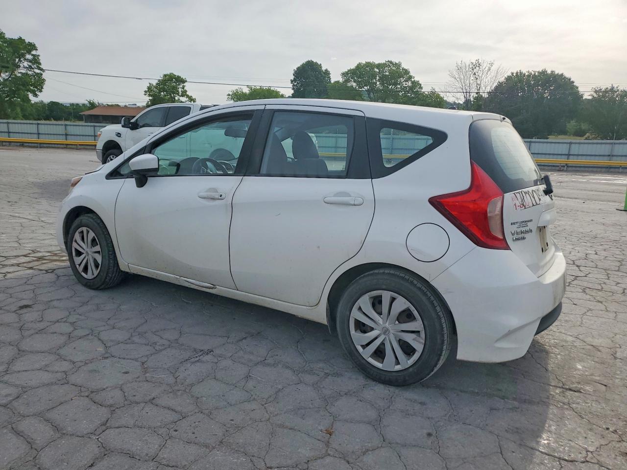 Nissan Versa S Plus