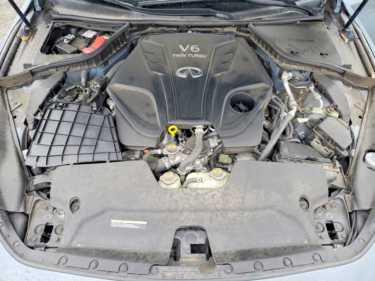 INFINITI Q60 Red Sport 400