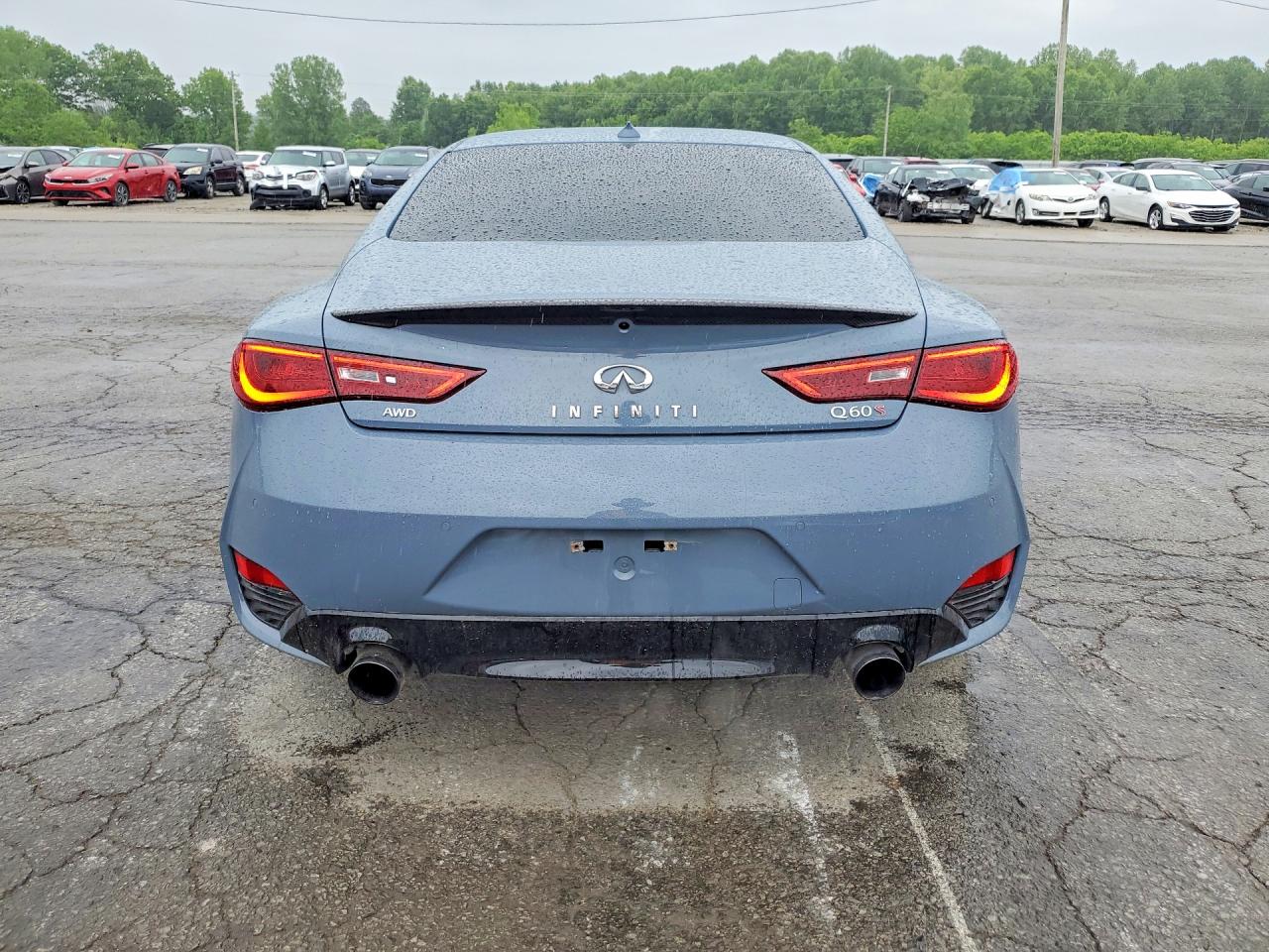 INFINITI Q60 Red Sport 400
