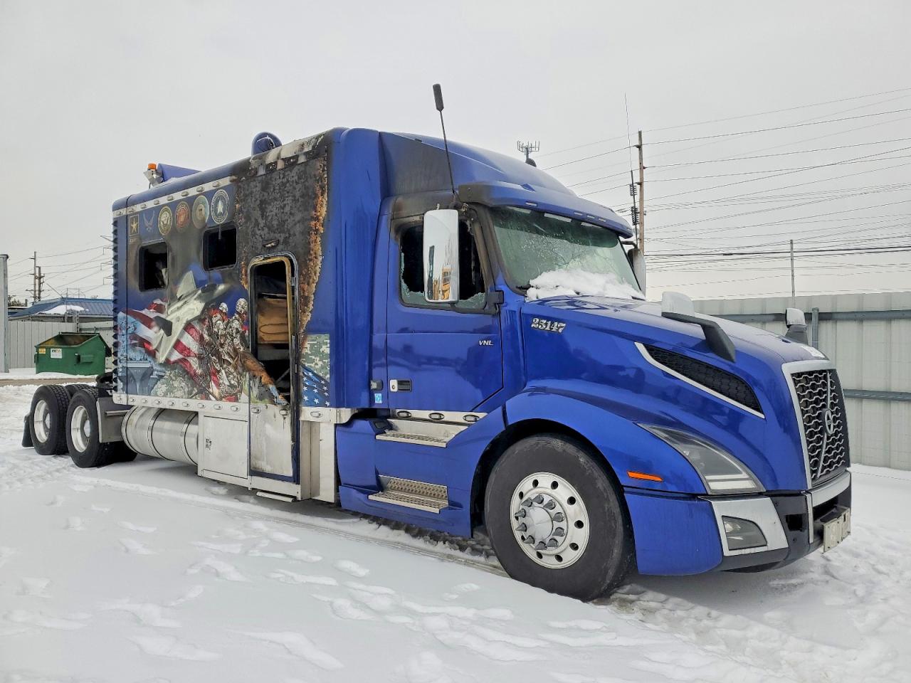 Salvage Volvo Vn Image