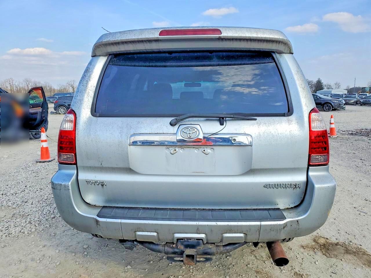 Toyota 4Runner Sr5