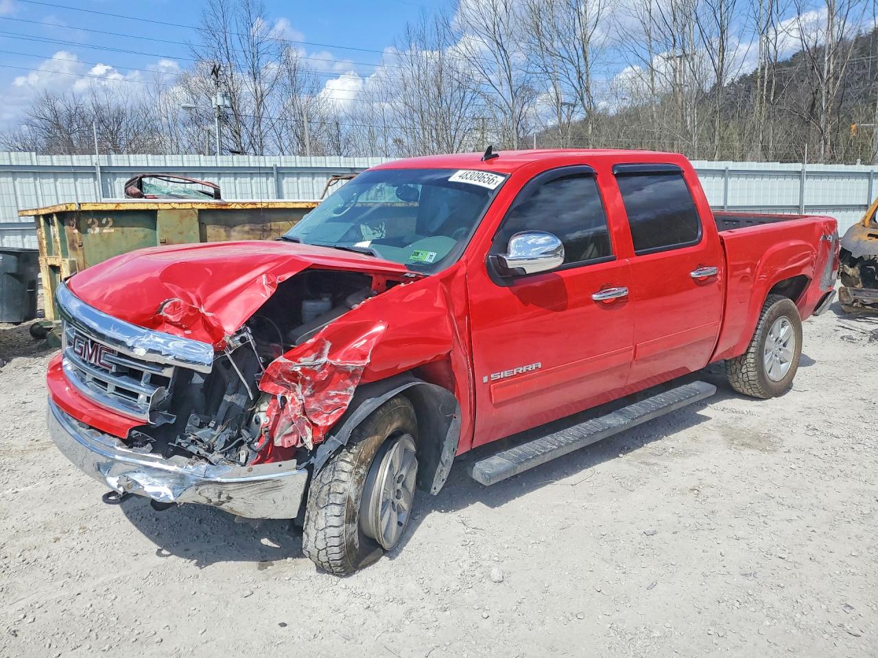 Salvage GMC Sierra Image