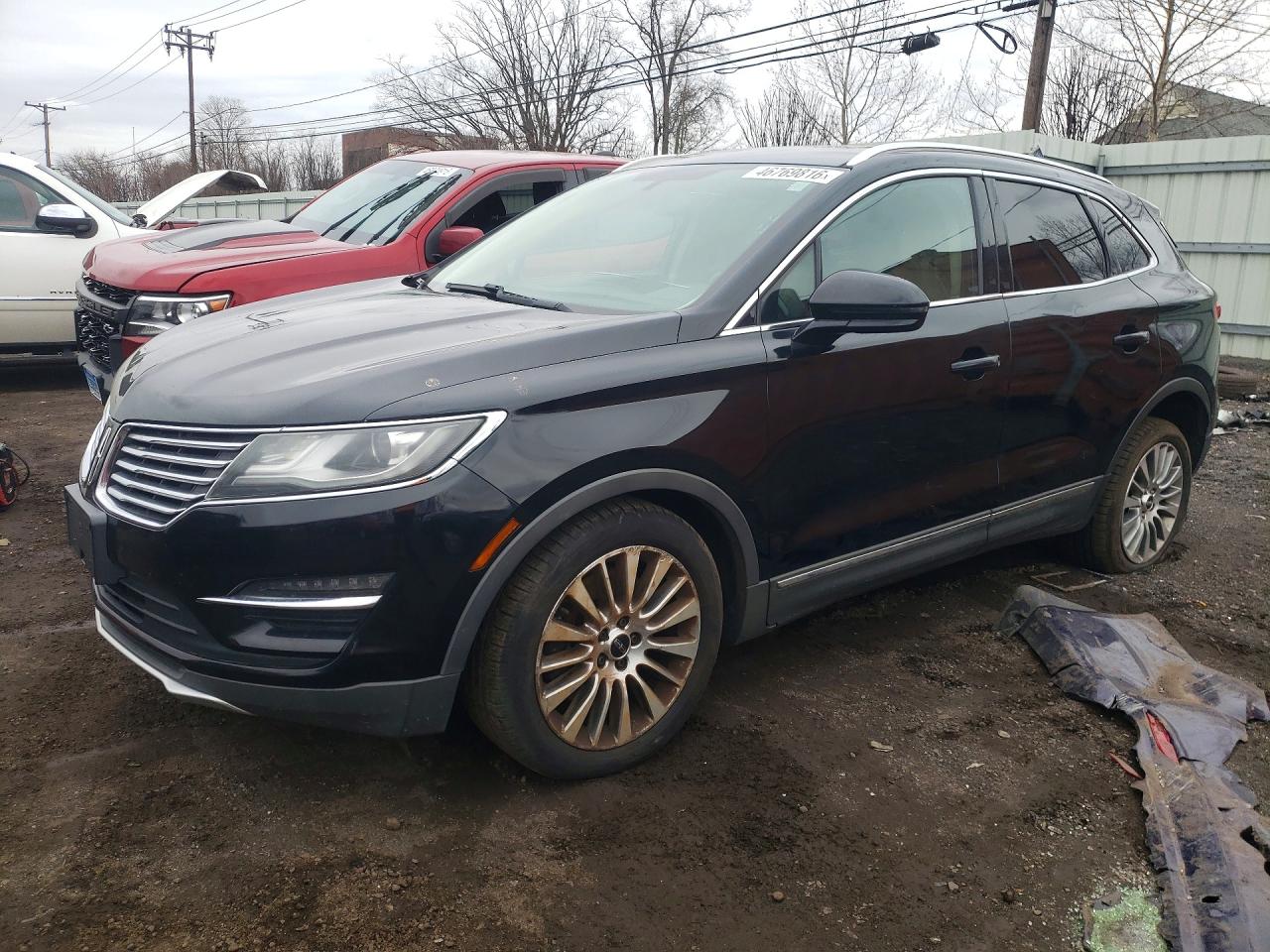 Salvage Lincoln MKC Image