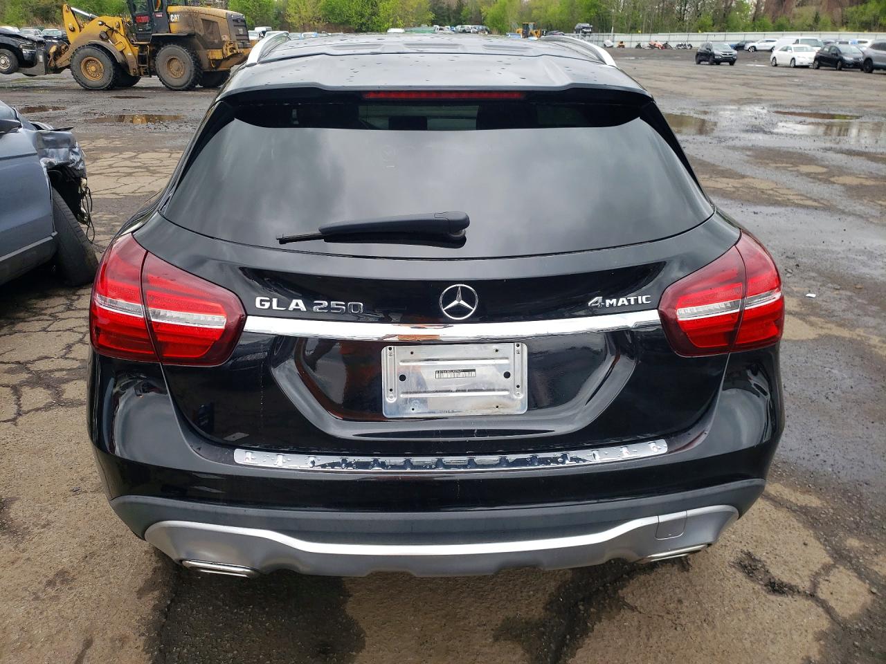 Mercedes-Benz GLA 250 4matic