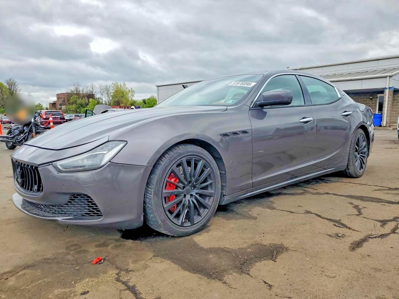 Salvage Maserati Ghibli Image