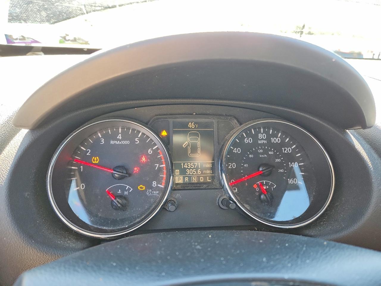 Nissan Rogue S