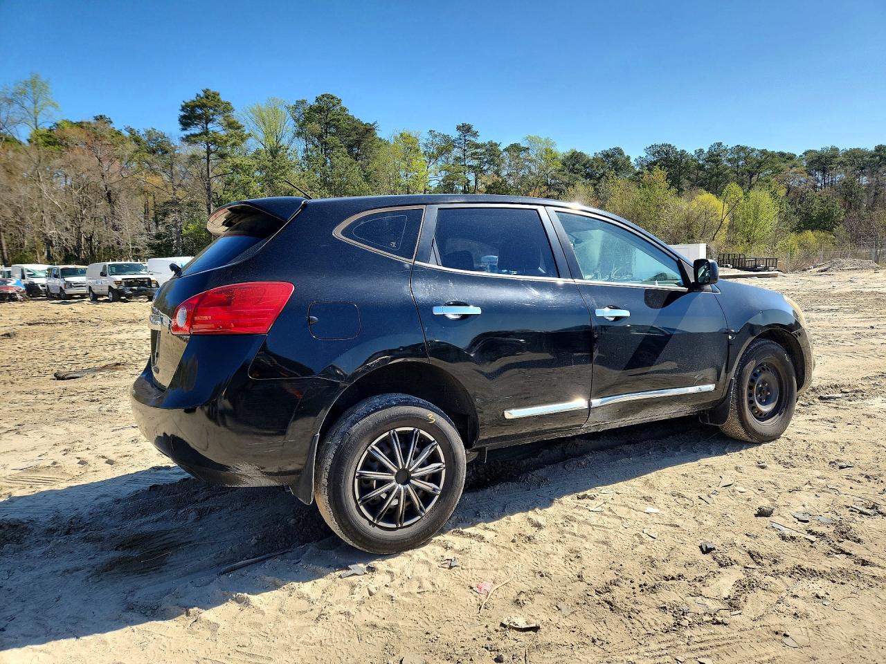 Nissan Rogue S