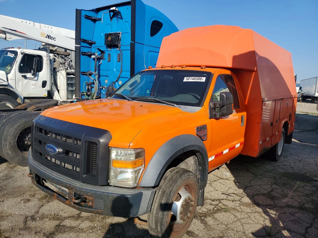 Salvage Ford F-450 Image