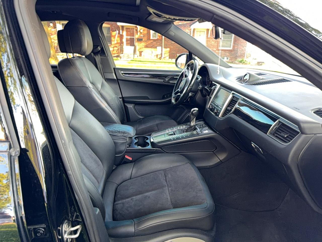 Porsche Macan S