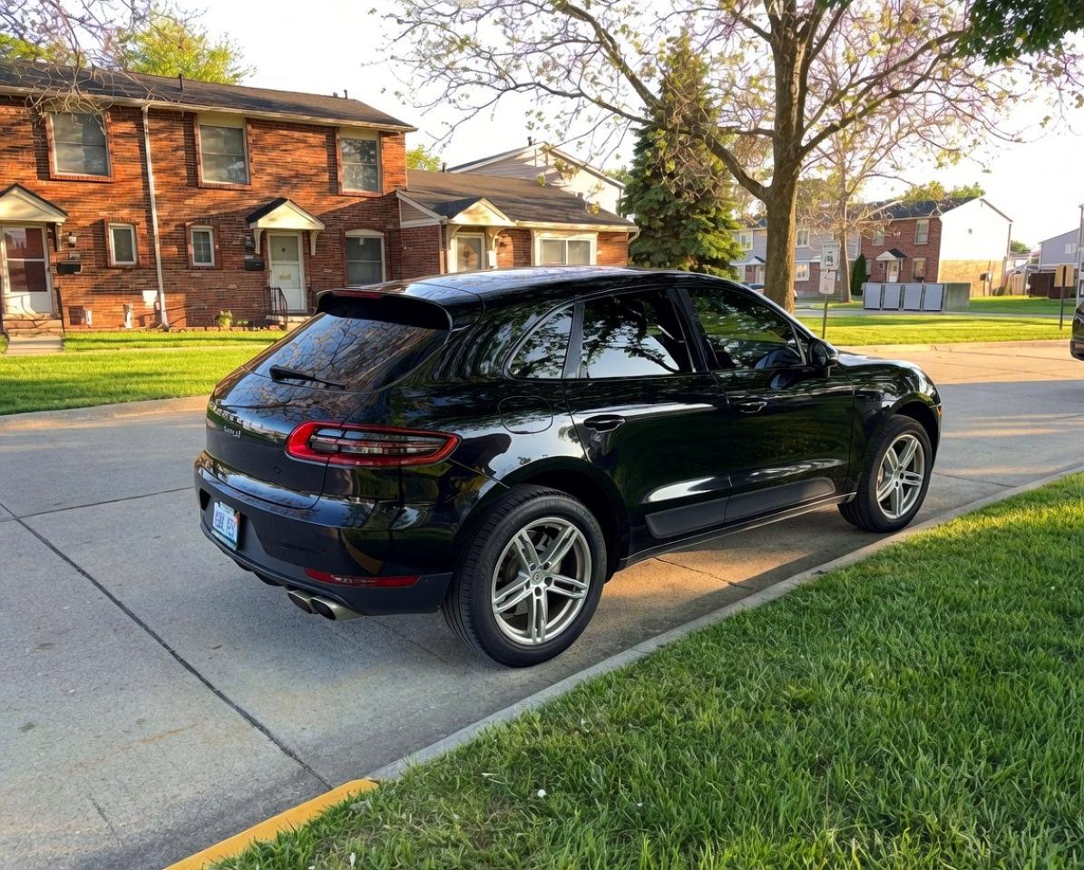 Porsche Macan S