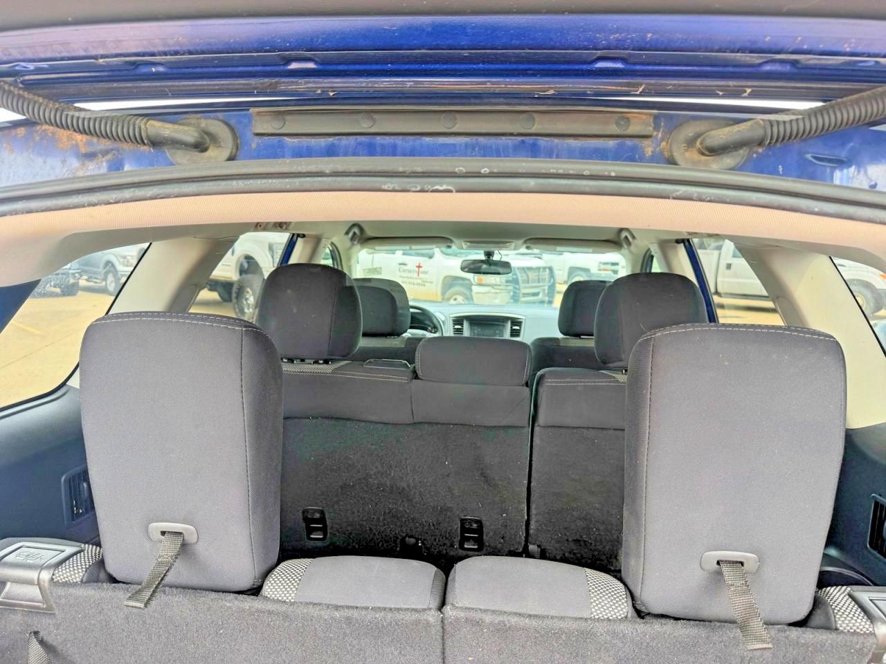 Nissan Pathfinder Sv