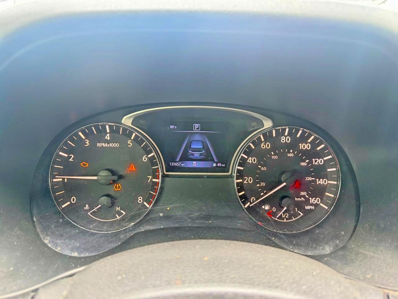 Nissan Pathfinder Sv