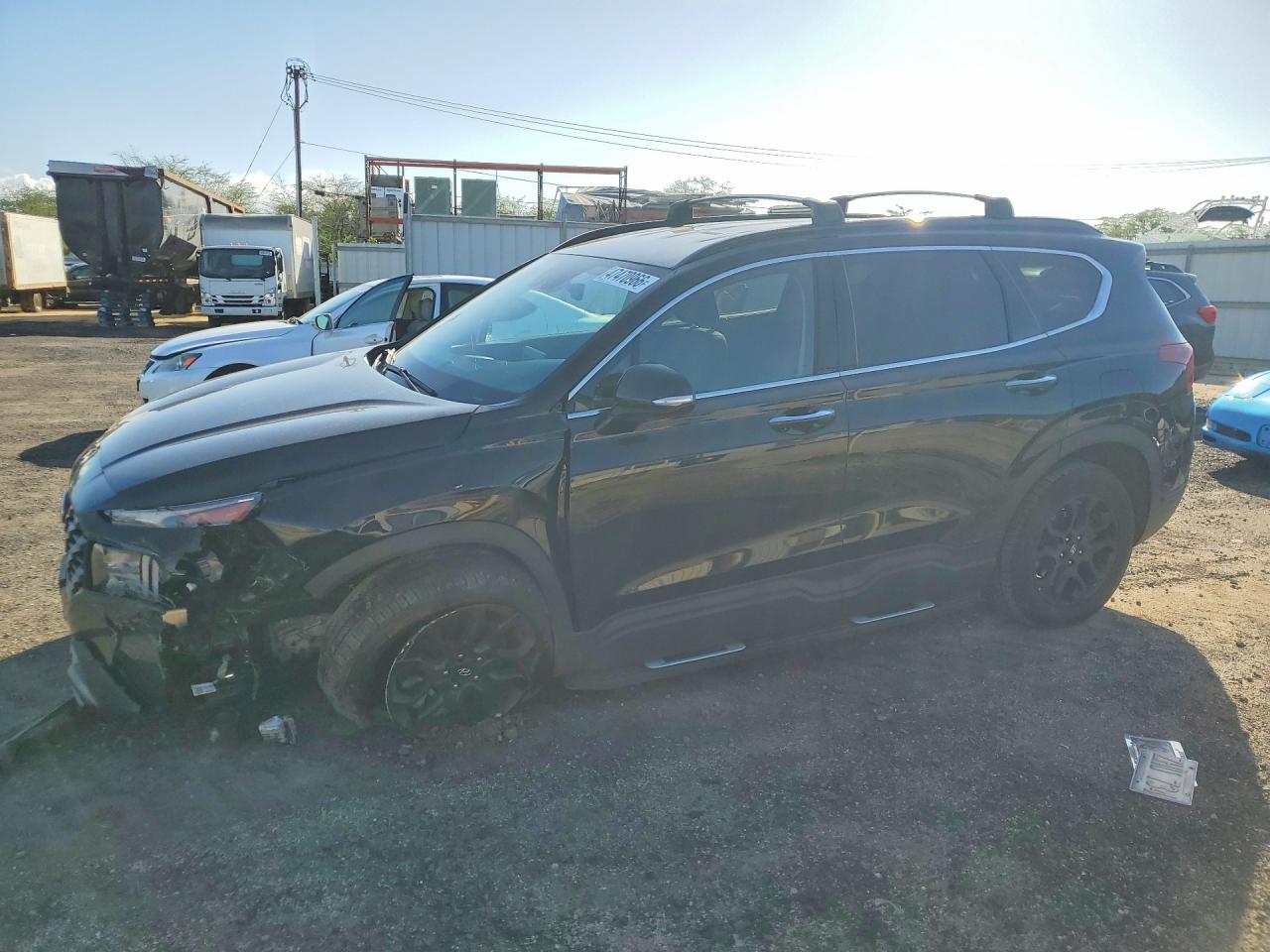 Salvage Hyundai SANTA FE Image