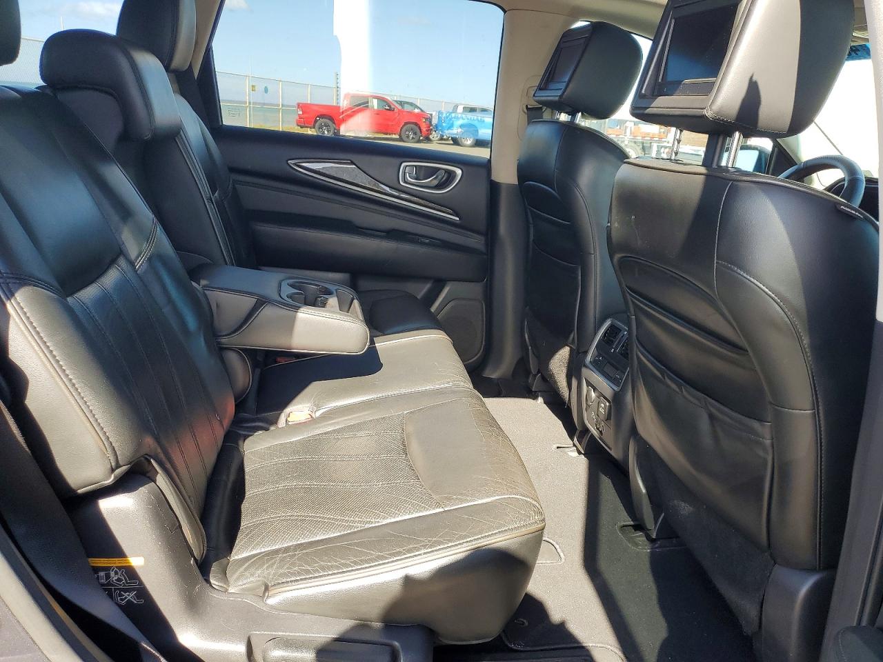 INFINITI JX35 Base