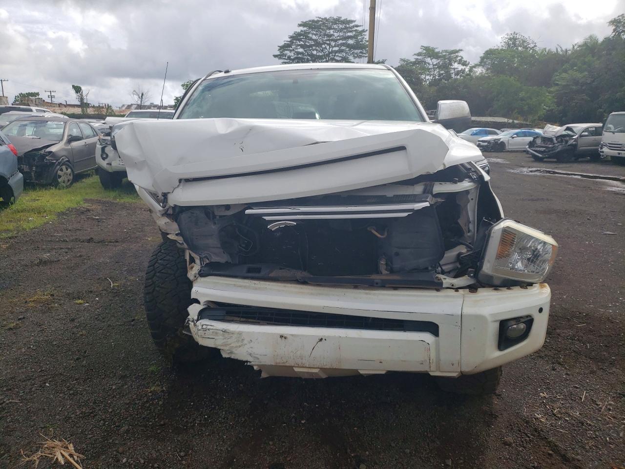 Toyota Tundra Crewmax Platinum