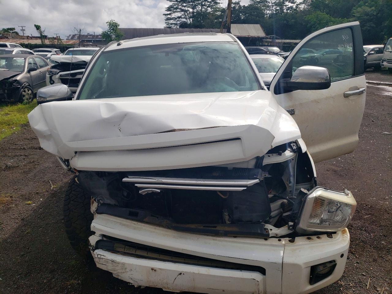 Toyota Tundra Crewmax Platinum