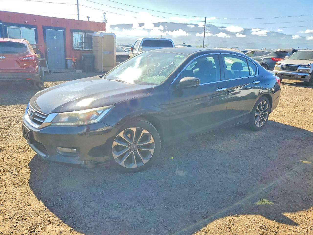 Salvage Honda Accord Image