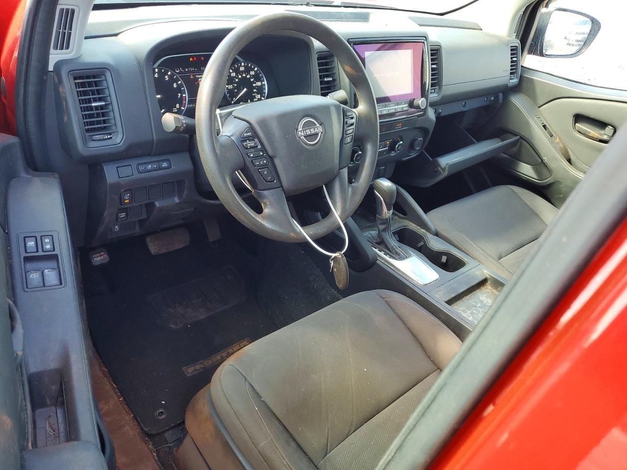 Nissan Frontier S