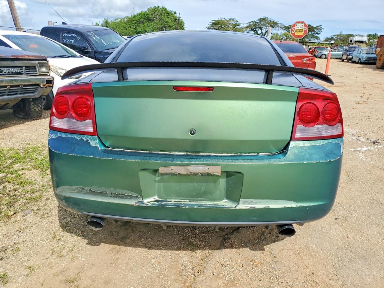 Dodge Charger Srt-8